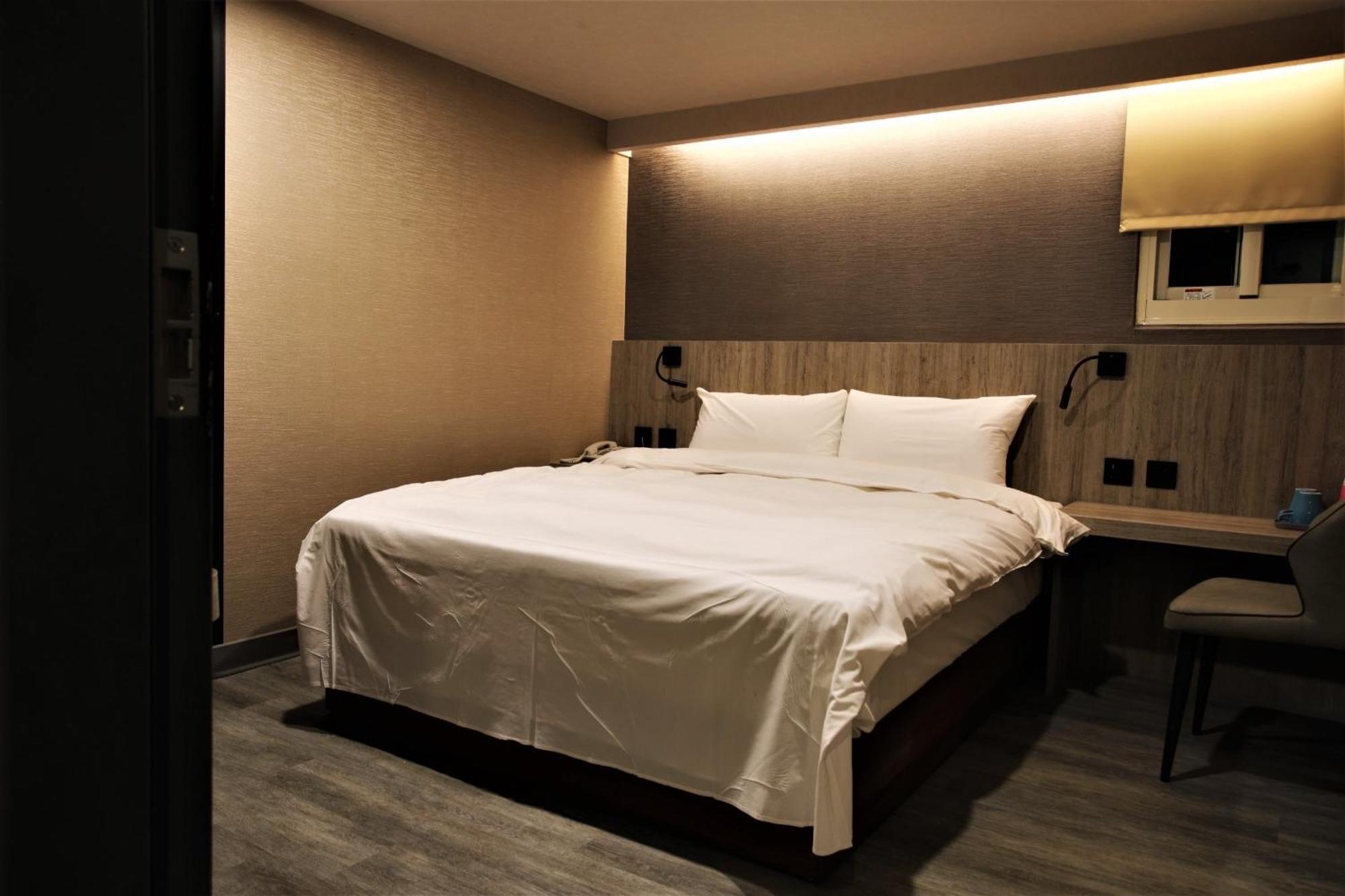 Golden Home Hotel Taipeh Exterior foto