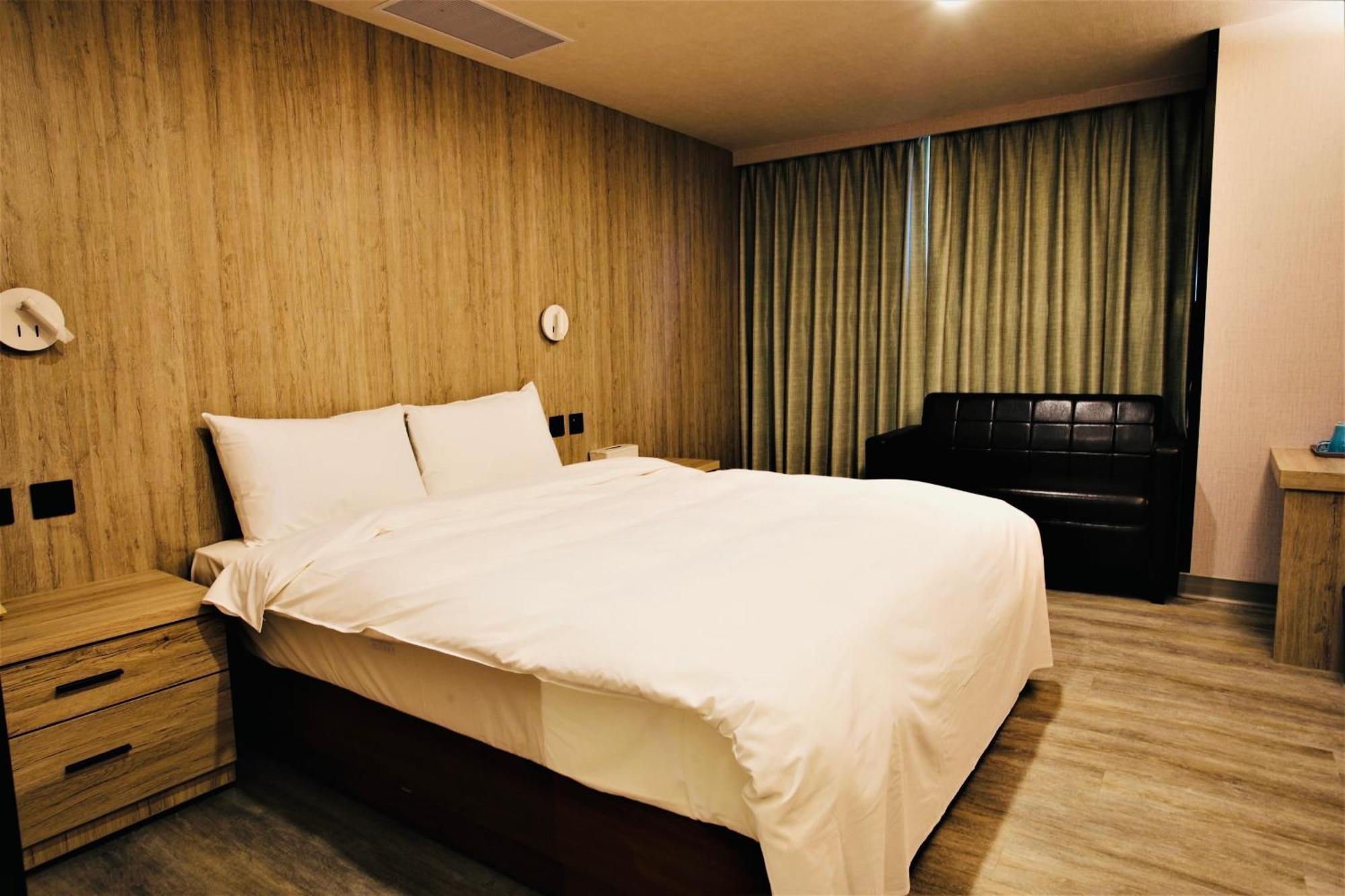 Golden Home Hotel Taipeh Exterior foto